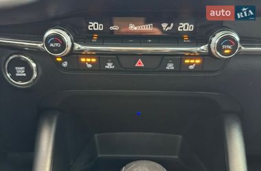 Седан Mazda 3 2022 в Києві