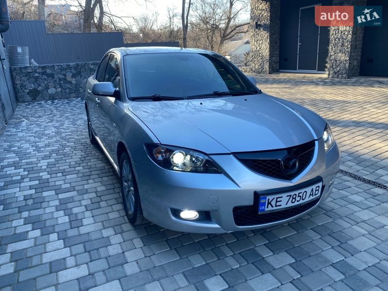 Седан Mazda 3 2007 в Дніпрі