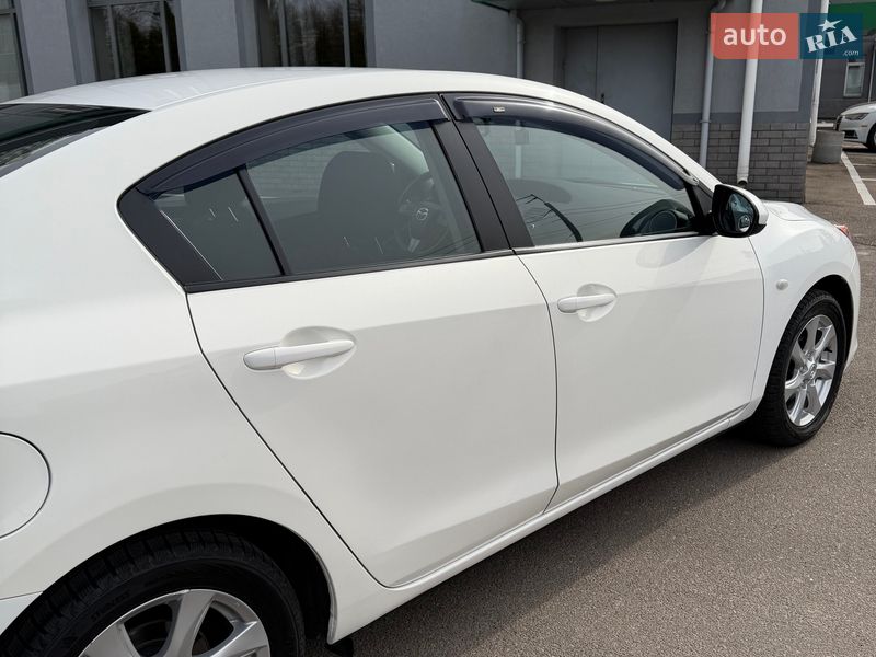 Седан Mazda 3 2011 в Киеве фото 14 Седан Mazda 3 2011 в Киеве