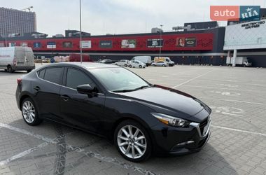 Седан Mazda 3 2017 в Києві