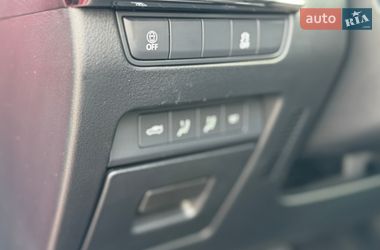 Седан Mazda 3 2023 в Запоріжжі
