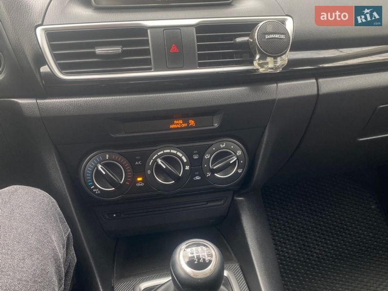 Седан Mazda 3 2013 в Києві фото 9 Седан Mazda 3 2013 в Києві