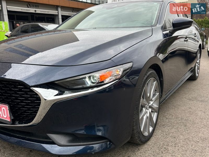 Седан Mazda 3 2022 в Києві
