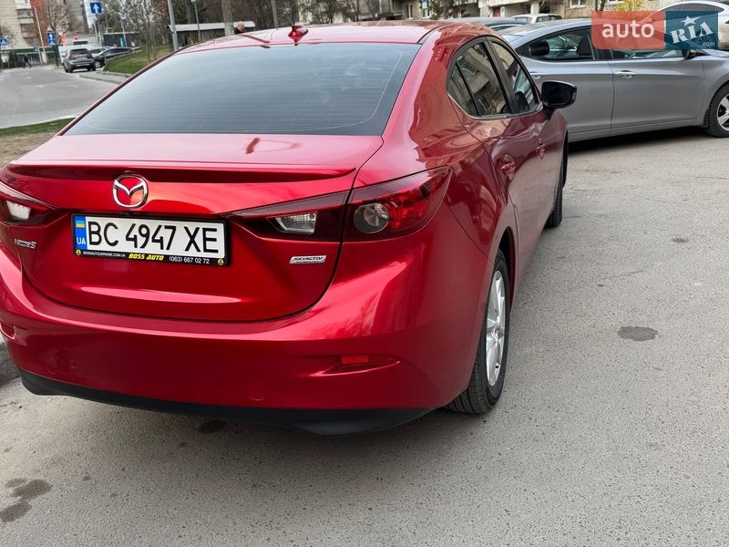 Седан Mazda 3 2015 в Львові