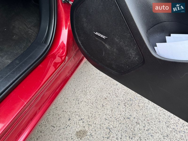 Седан Mazda 3 2015 в Львові