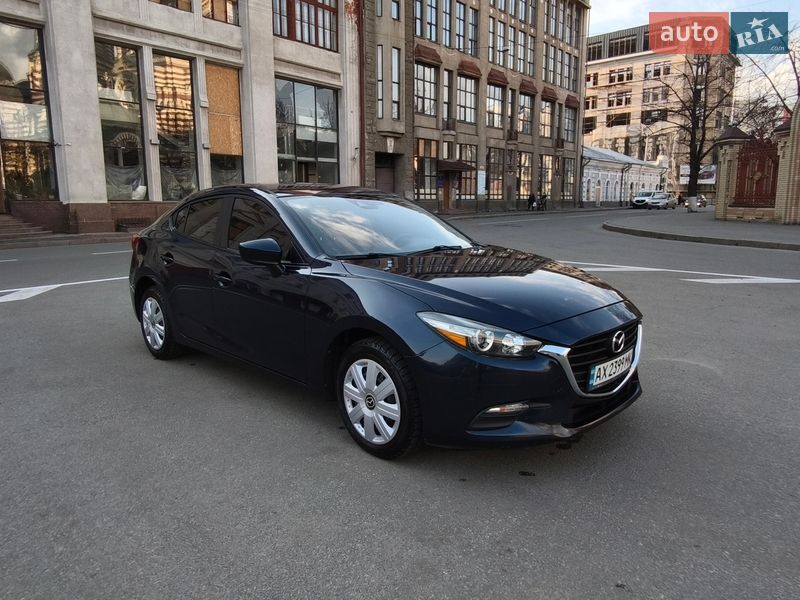 Седан Mazda 3 2017 в Харькове