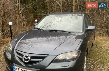Седан Mazda 3 2008 в Яремчі