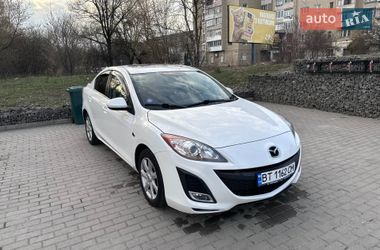 Седан Mazda 3 2010 в Ивано-Франковске
