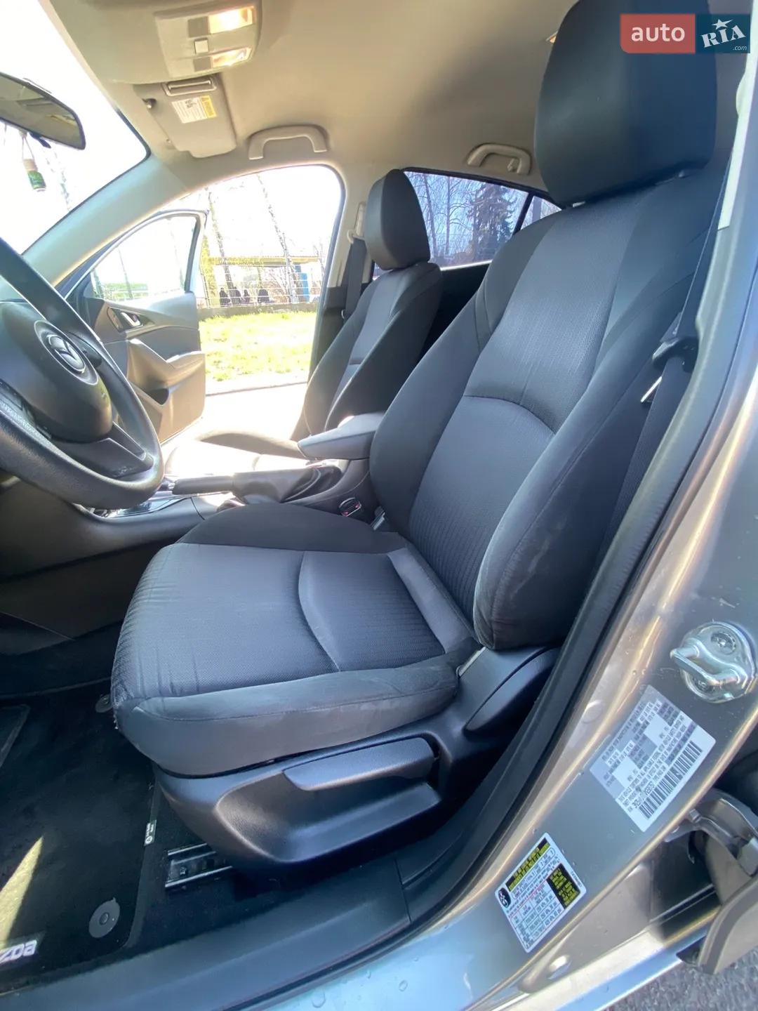 2016 Mazda 3 - мініатюра 15
