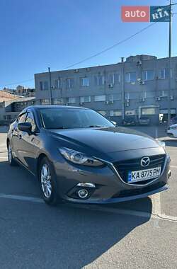 Седан Mazda 3 2014 в Киеве