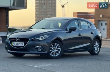 Хэтчбек Mazda 3 2016 в Киеве