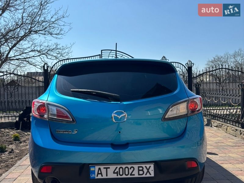 Хэтчбек Mazda 3 2009 в Калуше
