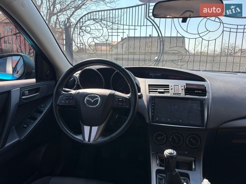 Хэтчбек Mazda 3 2009 в Калуше