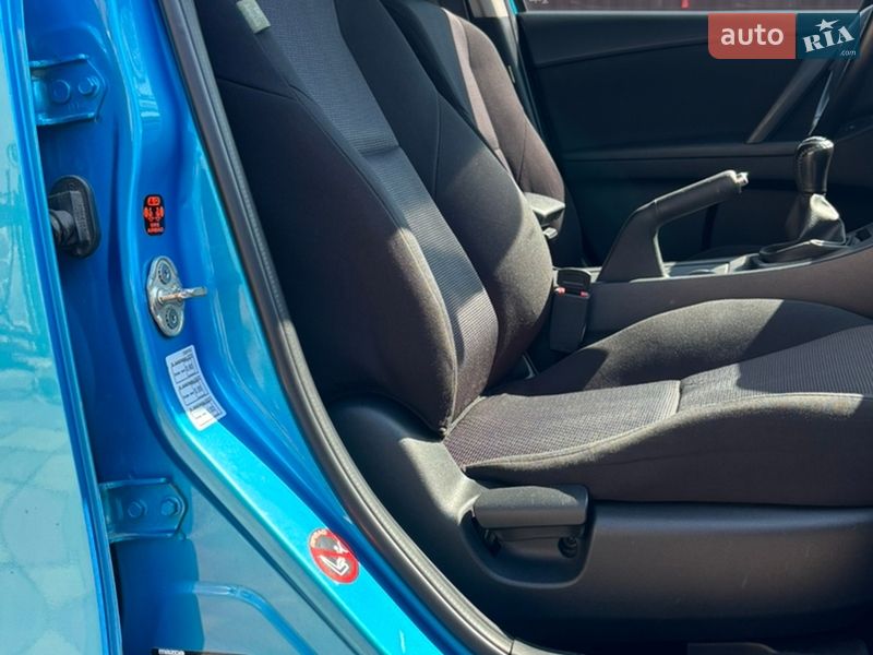 Хэтчбек Mazda 3 2009 в Калуше