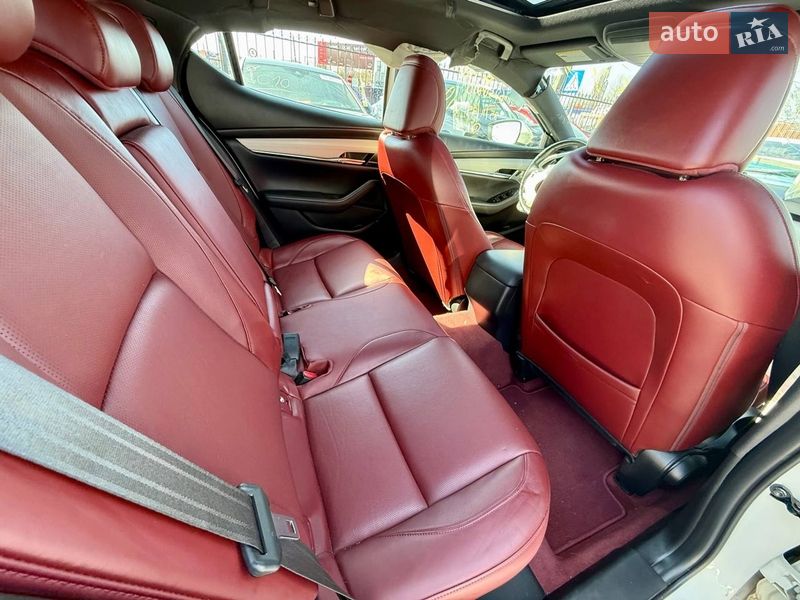 Хетчбек Mazda 3 2020 в Києві