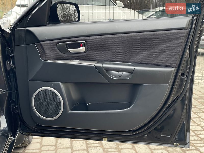 Седан Mazda 3 2007 в Бердичеве