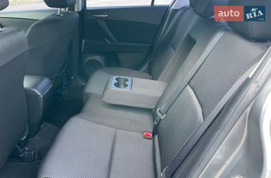 Седан Mazda 3 2012 в Днепре