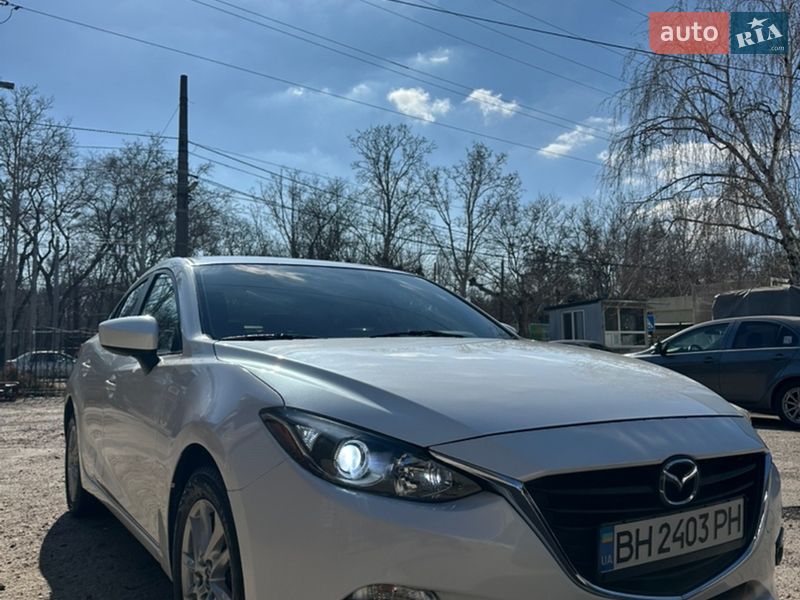 Седан Mazda 3 2015 в Одесі