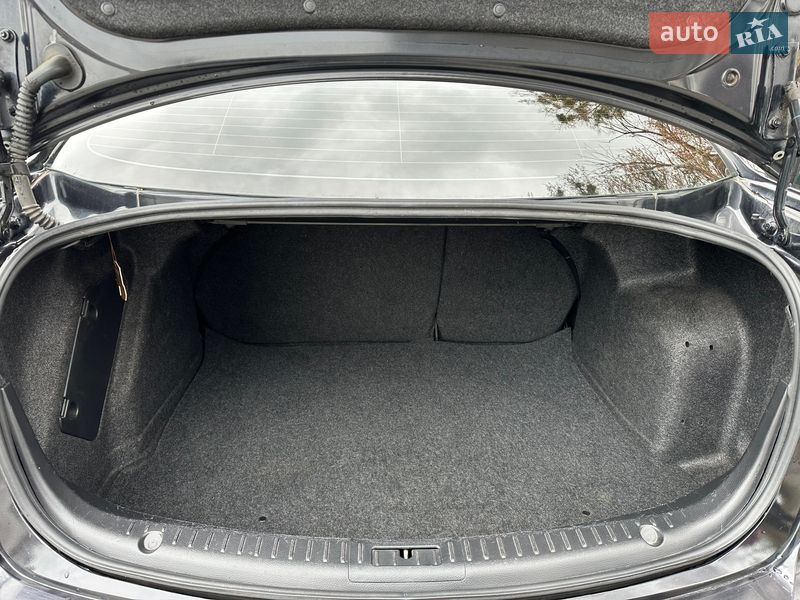 Седан Mazda 3 2010 в Корце