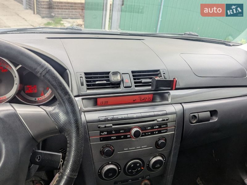 Хэтчбек Mazda 3 2007 в Новомосковске