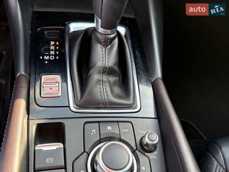 Хэтчбек Mazda 3 2017 в Харькове