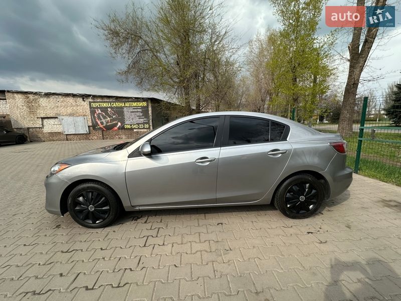 Седан Mazda 3 2012 в Кривом Роге фото 5 Седан Mazda 3 2012 в Кривом Роге