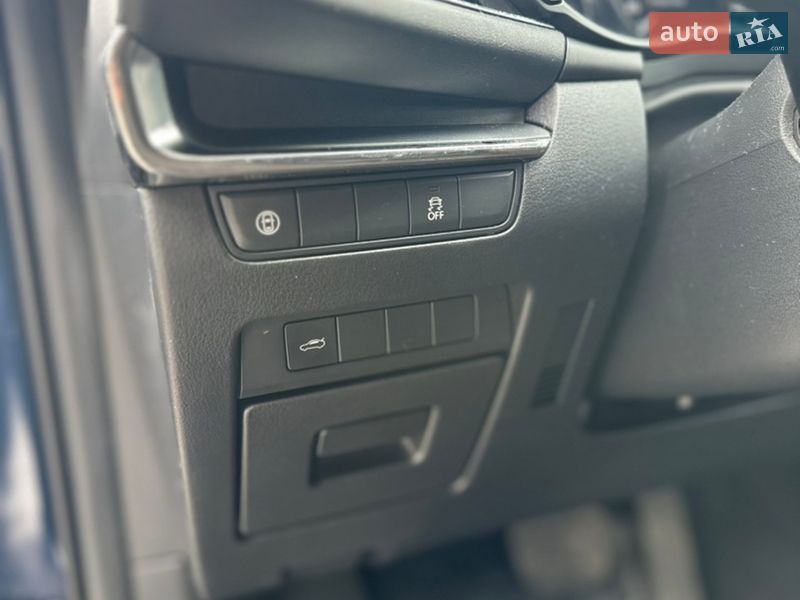 Седан Mazda 3 2019 в Житомире