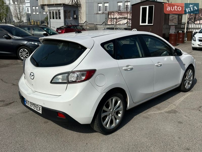 Седан Mazda 3 2009 в Запорожье