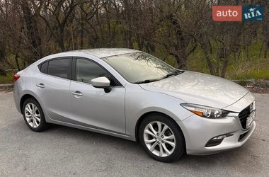 Седан Mazda 3 2016 в Запоріжжі