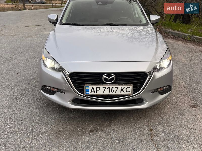 Седан Mazda 3 2016 в Запорожье