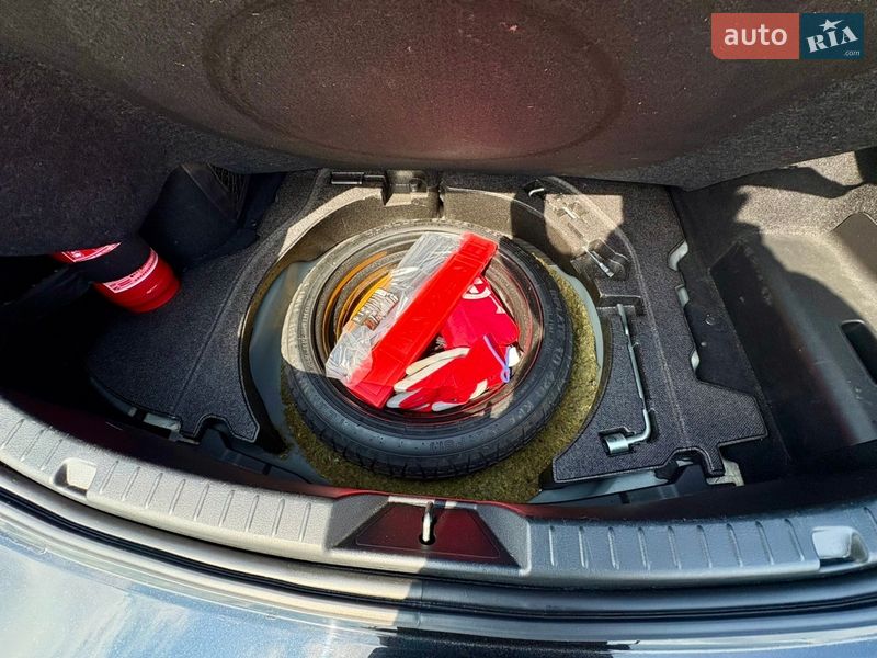 Седан Mazda 3 2020 в Києві