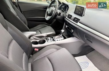 Седан Mazda 3 2016 в Харкові