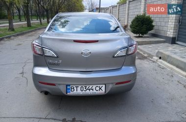 Седан Mazda 3 2011 в Херсоне