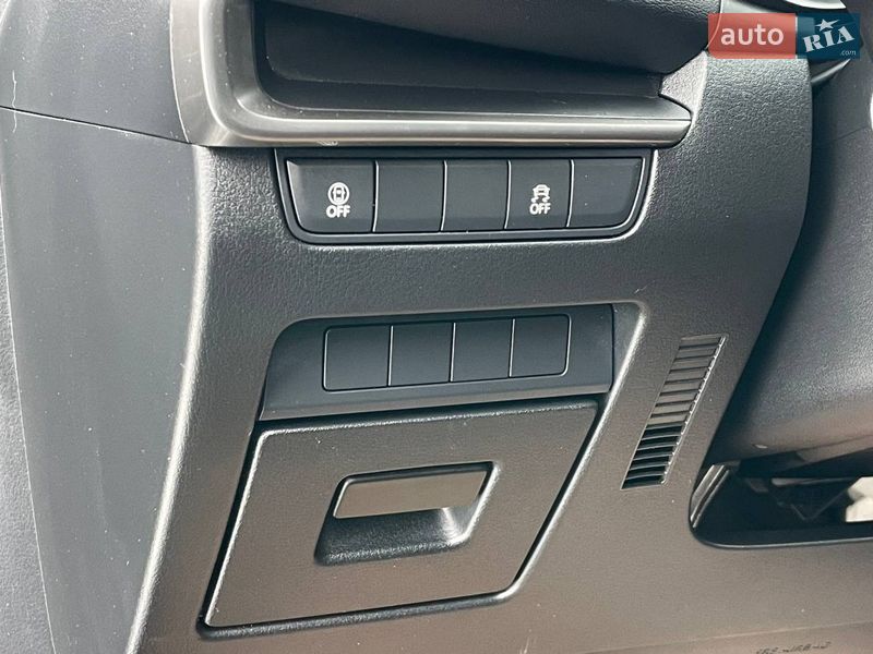 Хетчбек Mazda 3 2022 в Києві фото 28 Хетчбек Mazda 3 2022 в Києві