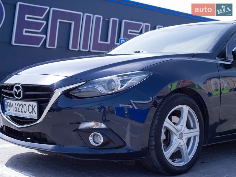 Хетчбек Mazda 3 2015 в Івано-Франківську