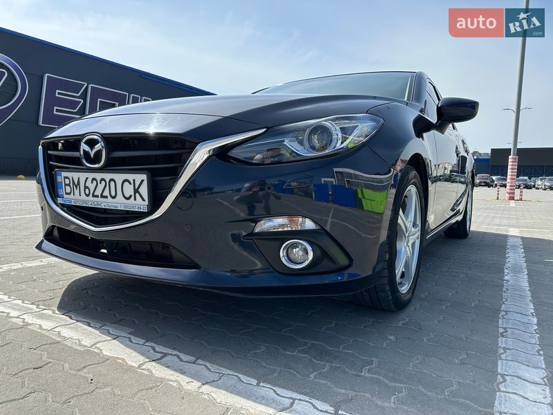 Хетчбек Mazda 3 2015 в Івано-Франківську