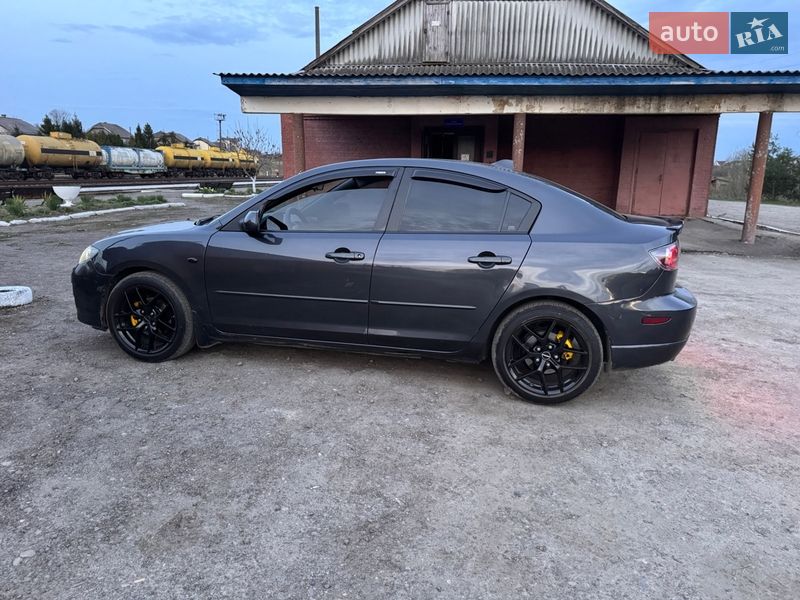 Седан Mazda 3 2006 в Ивано-Франковске