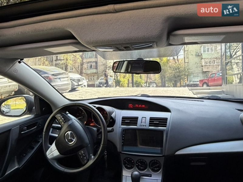Седан Mazda 3 2010 в Запорожье