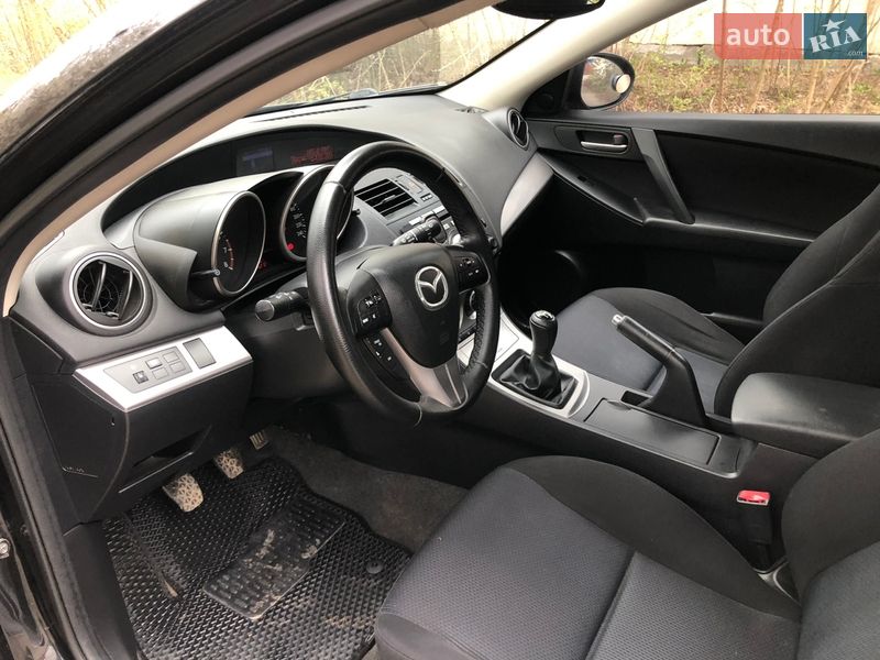 Хэтчбек Mazda 3 2010 в Галиче фото 18 Хэтчбек Mazda 3 2010 в Галиче