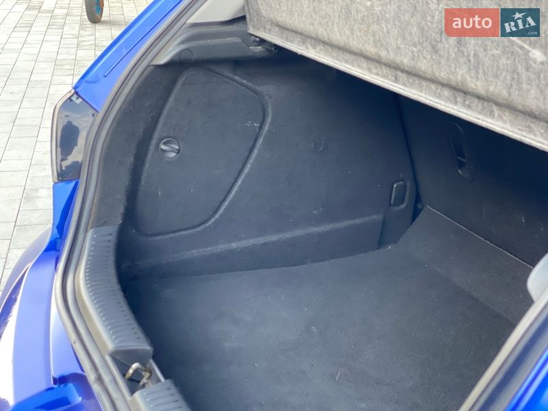 Хетчбек Mazda 3 2006 в Луцьку