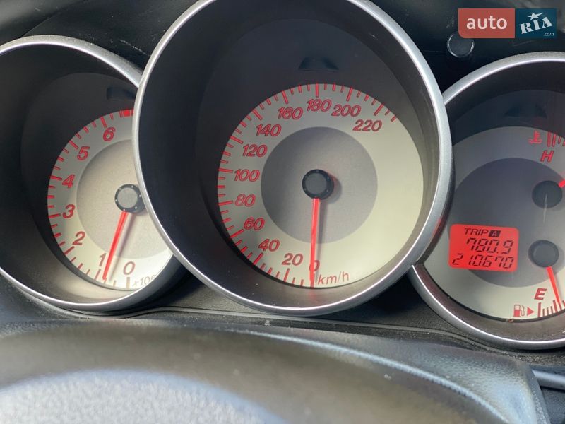 Хетчбек Mazda 3 2006 в Луцьку