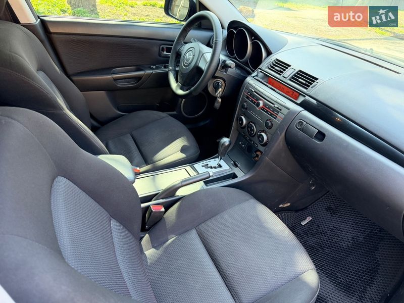 Седан Mazda 3 2007 в Киеве