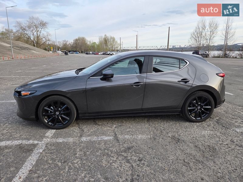 Хетчбек Mazda 3 2024 в Києві