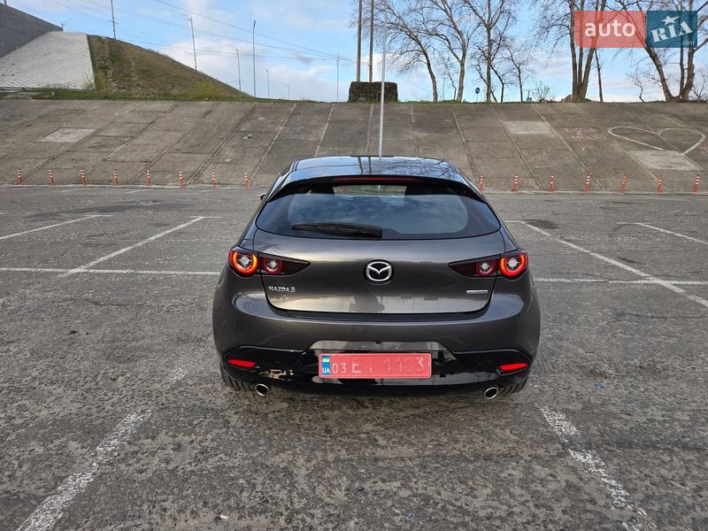 Хетчбек Mazda 3 2024 в Києві