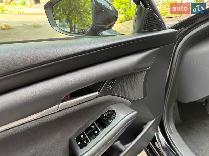 Хэтчбек Mazda 3 2022 в Харькове