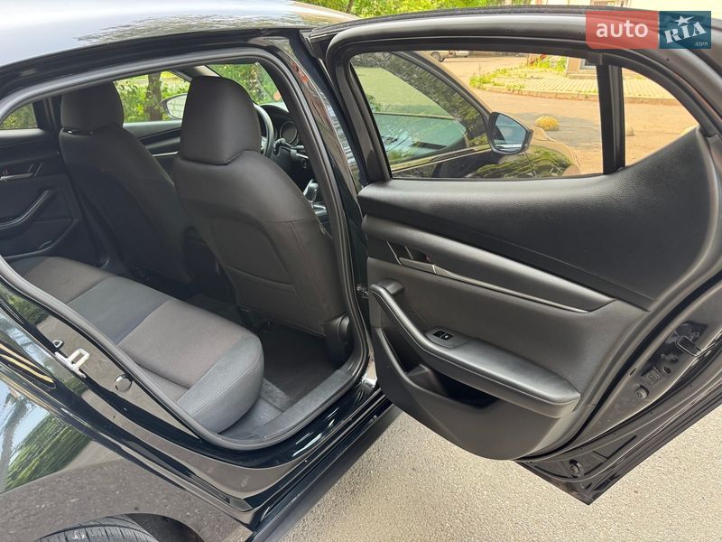Хэтчбек Mazda 3 2022 в Харькове