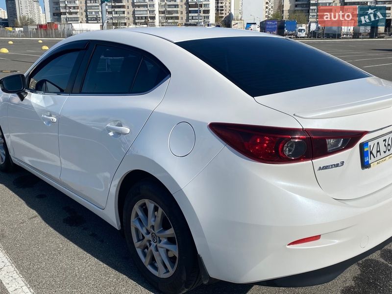 Mazda 3 2016