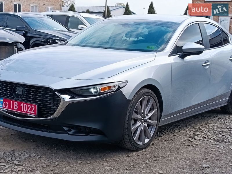 Седан Mazda 3 2019 в Луцке