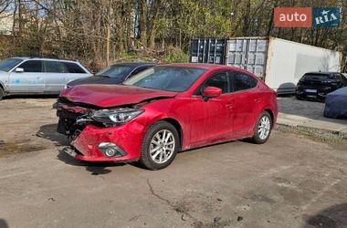 Седан Mazda 3 2016 в Киеве