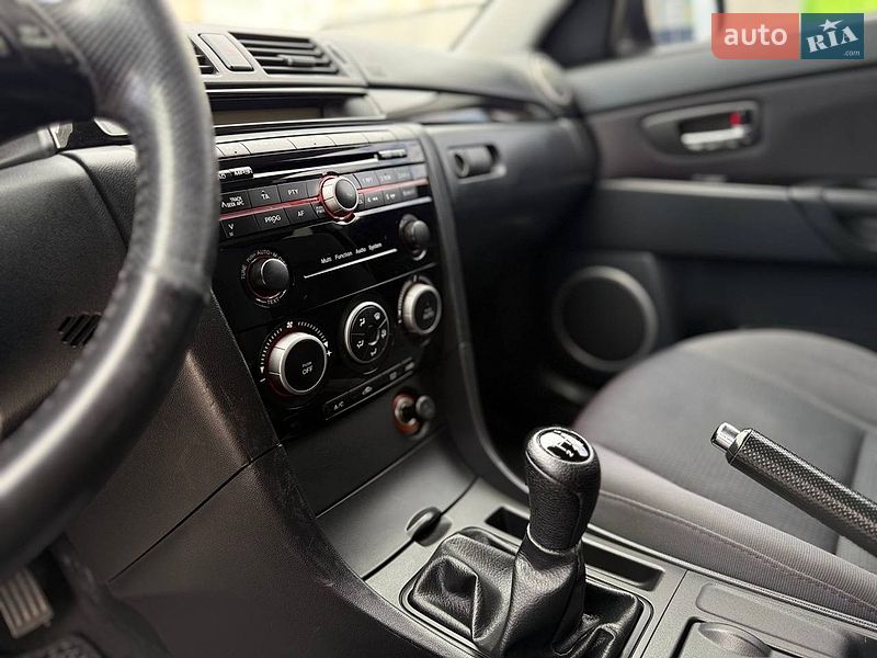 Хэтчбек Mazda 3 2008 в Ивано-Франковске